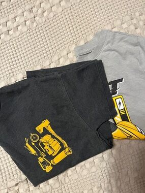 Cat & Jack Black and Gray Short Sleeve Tees with Yellow Graphic